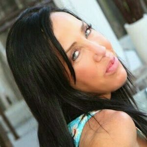 Meet your Posher, Renee